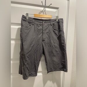 Patagonia Mens Quandary Shorts Size 35 Gray Color
